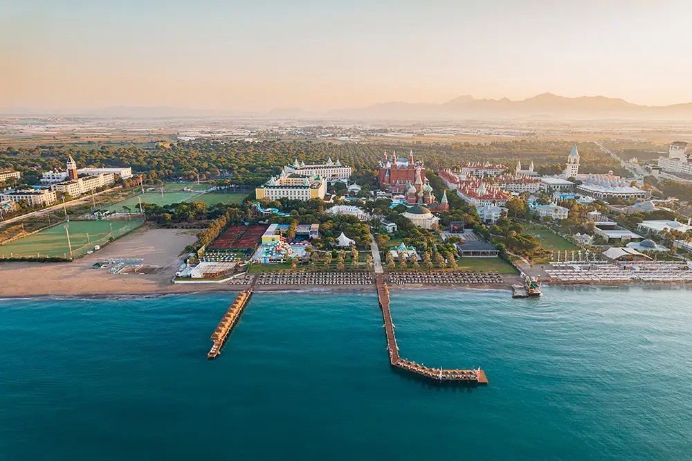 KREMLIN PALACE (EX. ASTERIA KREMLIN PALACE)