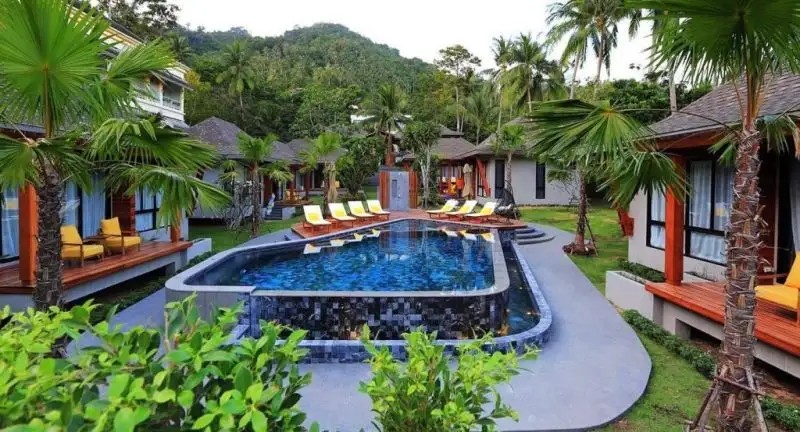 CHUZ VILLAS SAMUI