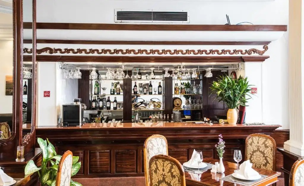 RIVERSIDE HOTEL SAIGON 