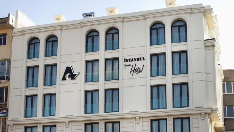 ISTANBUL TOWN HOTEL