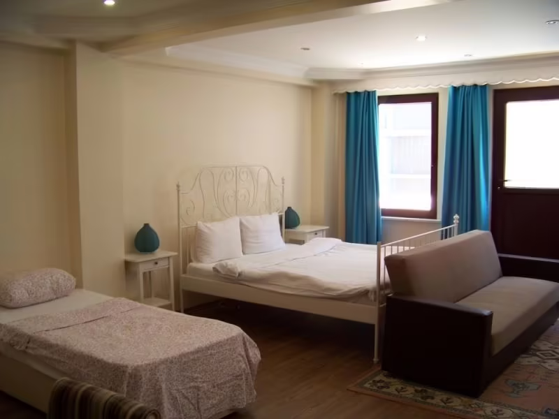 BUTTERFLY SUITES