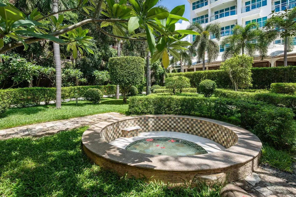 HUAYUAN HOT SPRING SEAVIEW RESORT