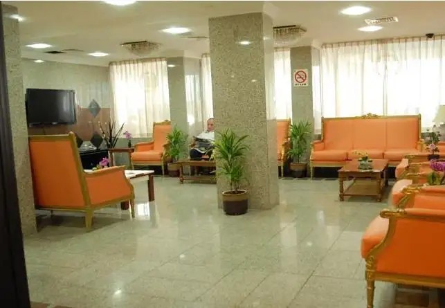 DEEBAJ AL KHABISI PLAZA APT