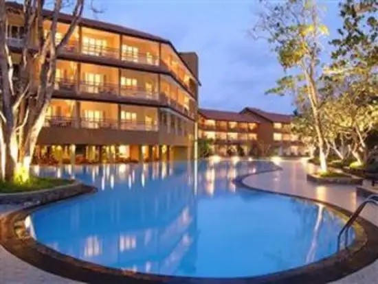 CLUB PALM GARDEN