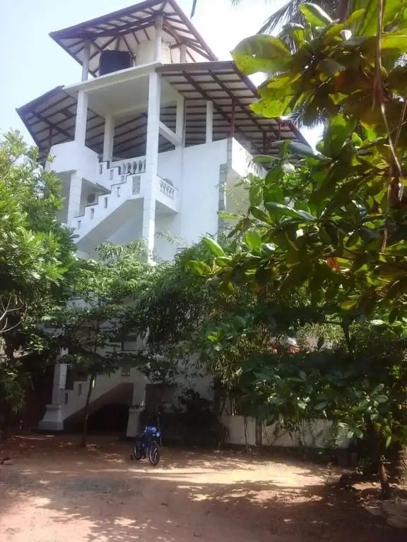 PEACOCK WINGS GUEST HOUSE