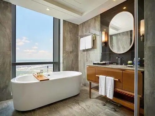 VINPEARL LUXURY LANDMARK 81