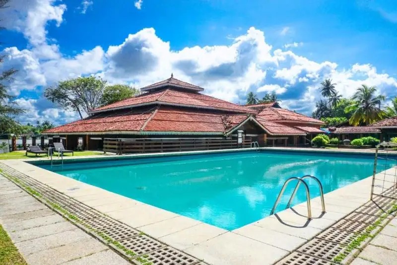 CLUB BENTOTA