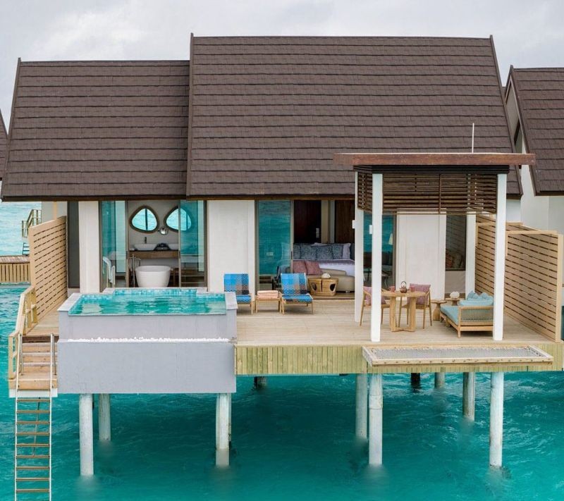 water pool villa