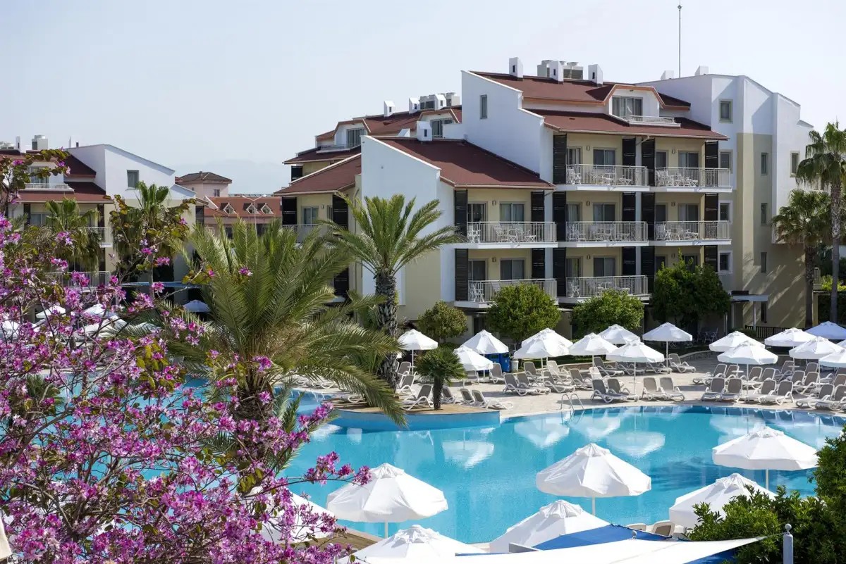 BARUT B SUITES (EX. FAMILY LIFE SIDE, SUNWING)
