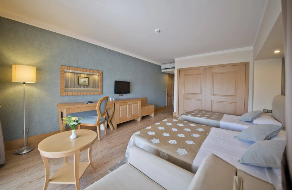 GYPSOPHILA HOLIDAY VILLAGE