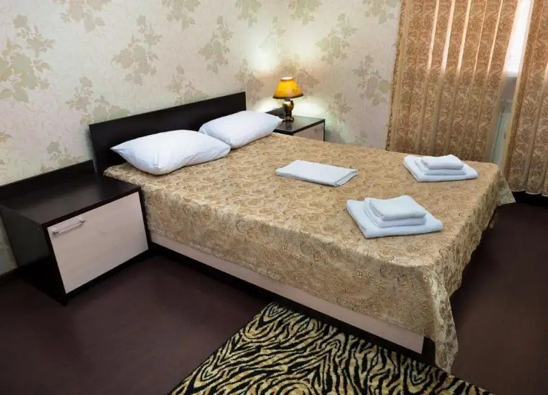 FRANT HOTEL (ФРАНТ)