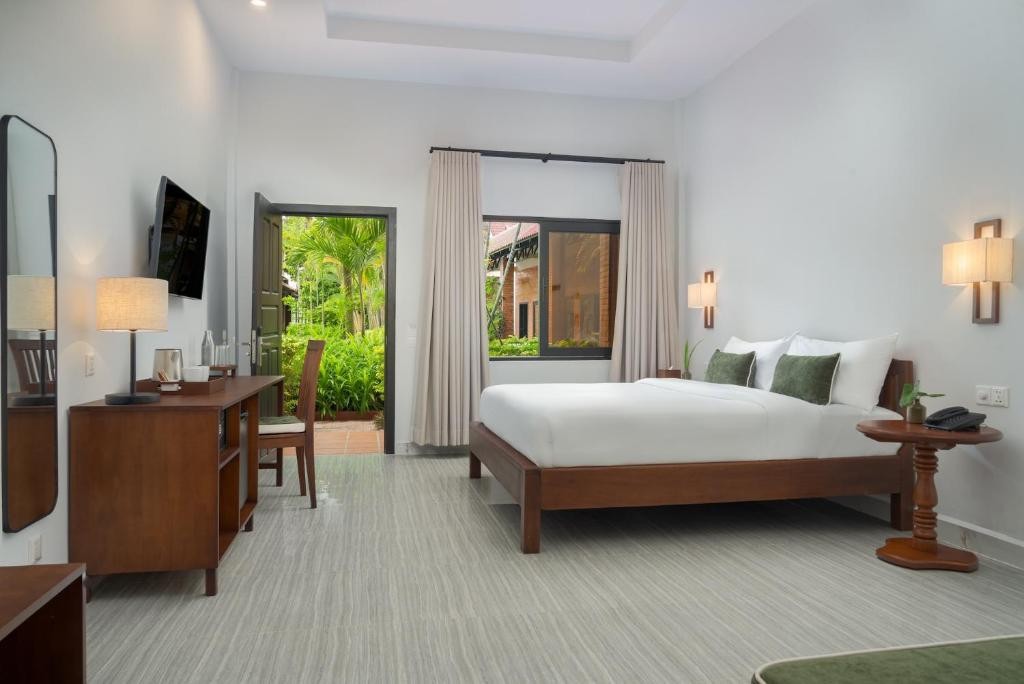 GREEN MORODOC GARDEN HOTEL