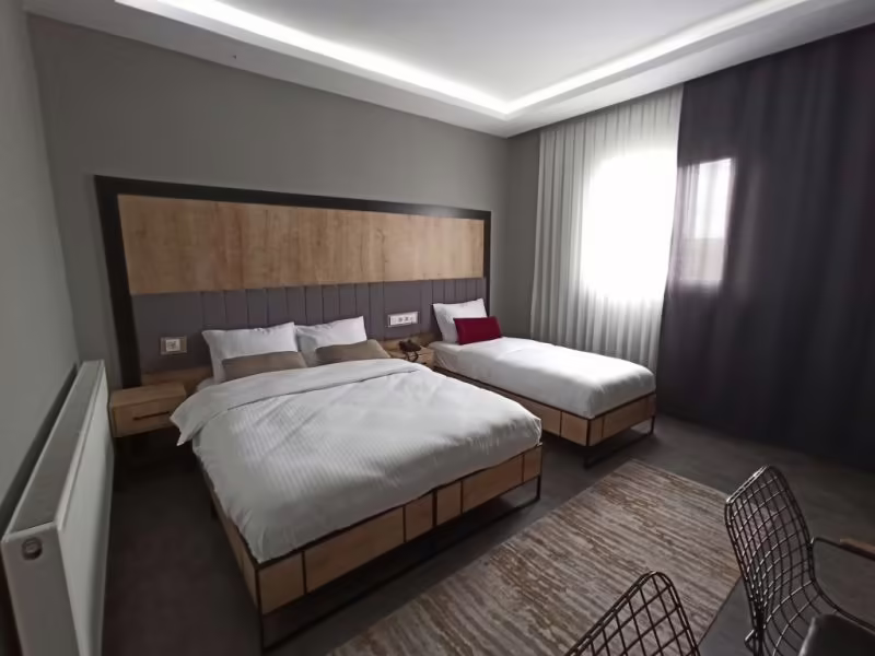 SKYLON AIRPORT HOTEL