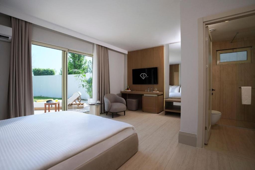 FASHIONTV LUXE RESORT
