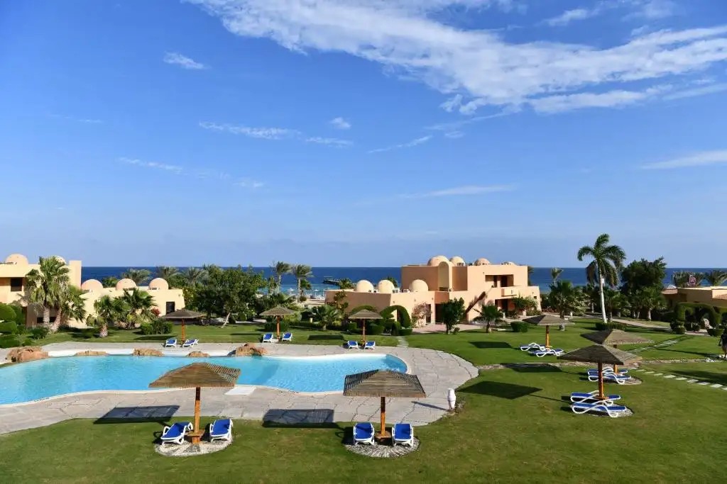 WADI LAHMY AZUR RESORT