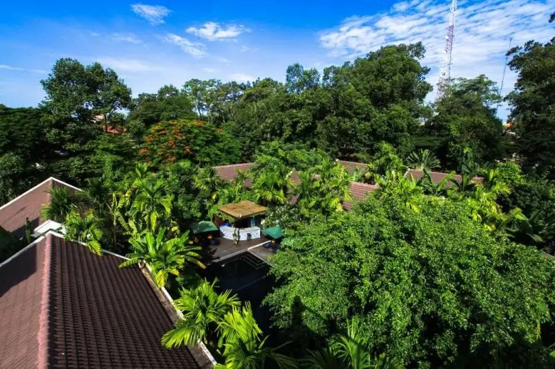 LYNNAYA URBAN RIVER RESORT & SPA