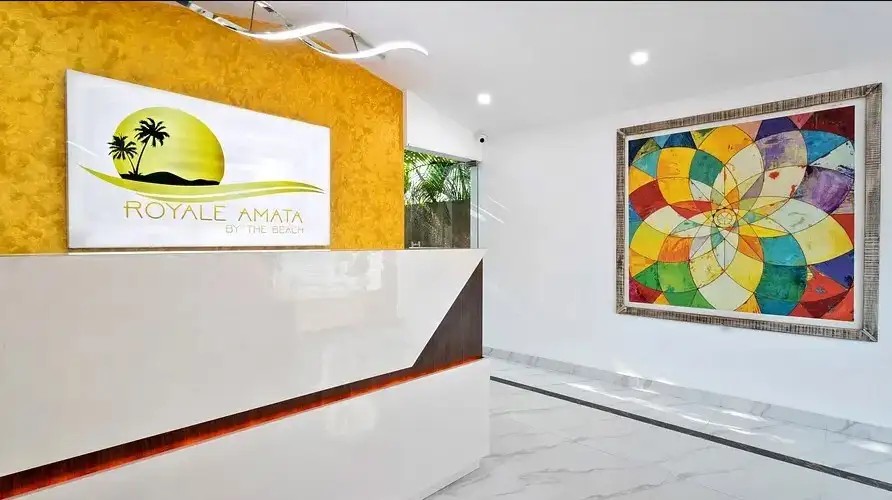 ROYALE AMATA BY THE BEACH