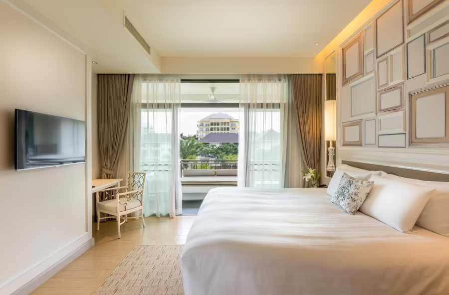 U SATHORN