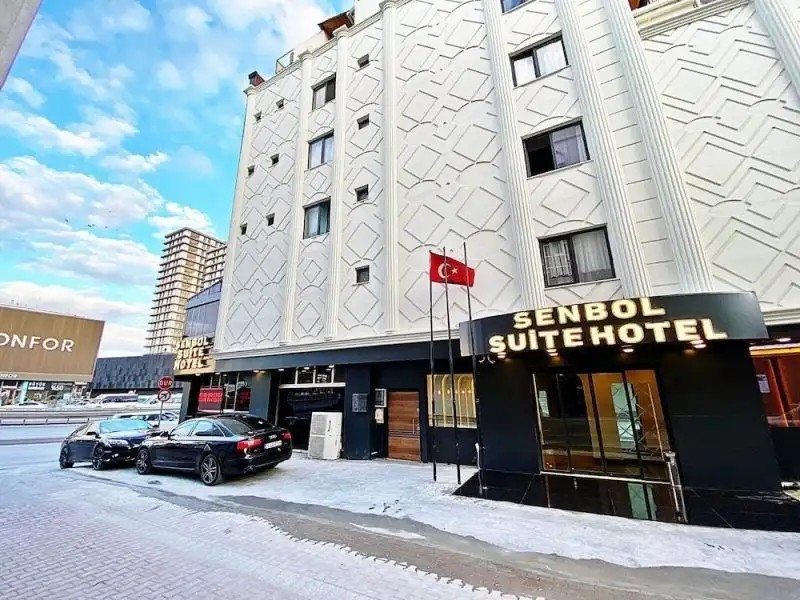 BIG LIFE SUIT HOTEL