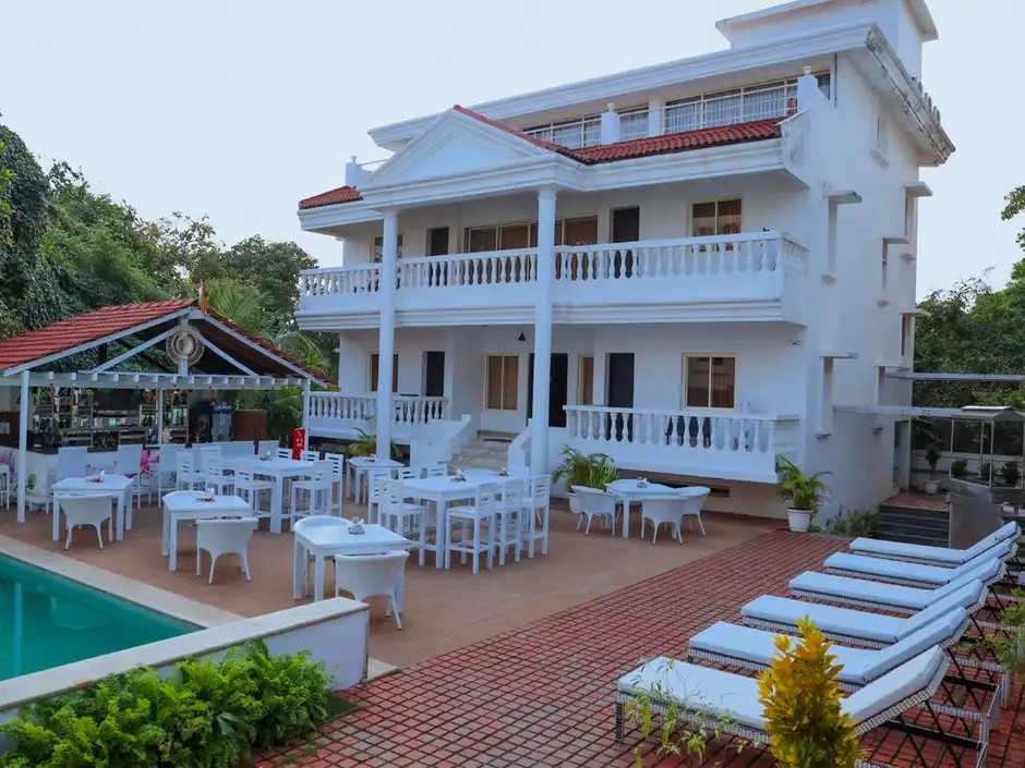 CASA AHAANA RESORT
