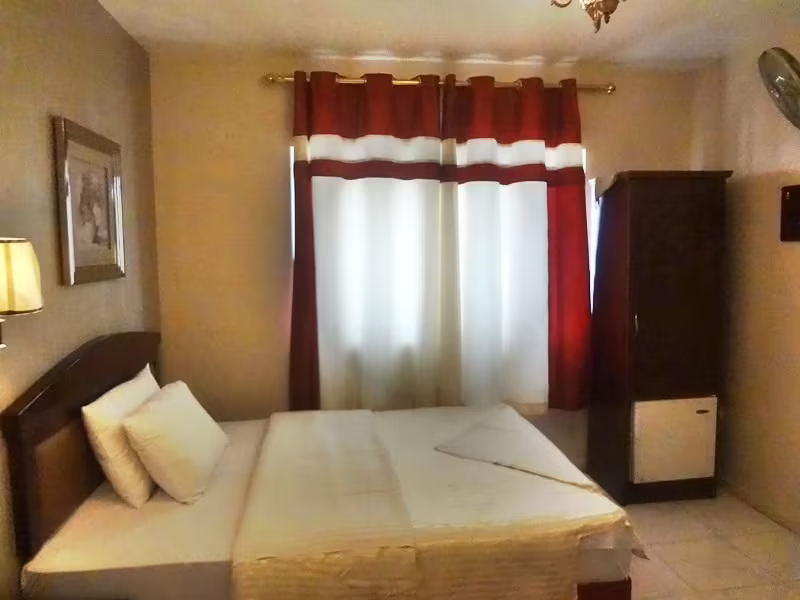 SUTCHI HOTEL