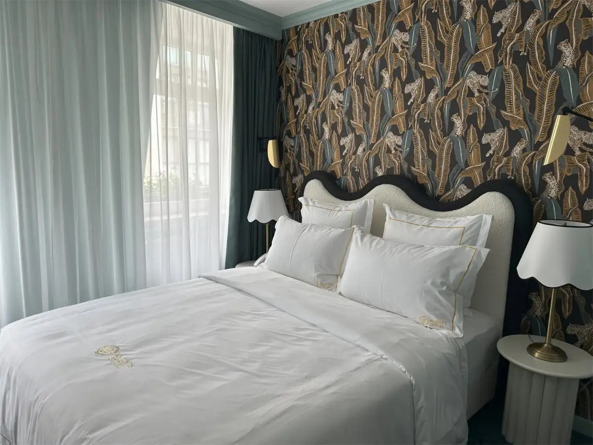 MR.JUSTS HOTEL (МИСТЕР ЮСТС)