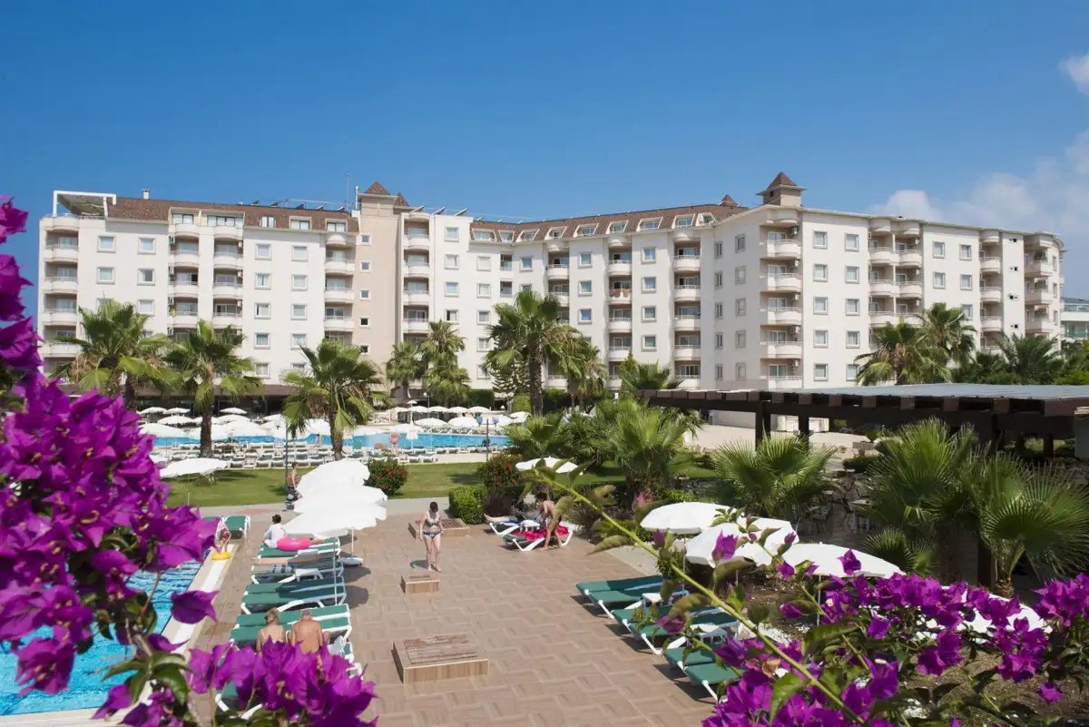 ROYAL GARDEN BEACH HOTEL (EX. ROYAL GARDEN SELECT & SUITE)