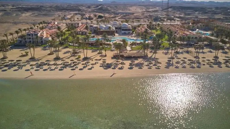 PROTELS CRYSTAL BEACH RESORT