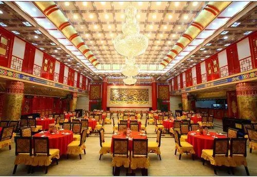 VIENNA INTERNATIONAL HOTEL SHANGHAI HONGQIAO HUB QINGPU METRO STATION (EX. JULY PLAZA INTERNATIONAL)