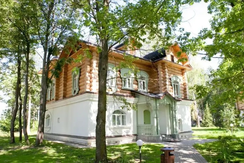 РУССКАЯ ДЕРЕВНЯ
