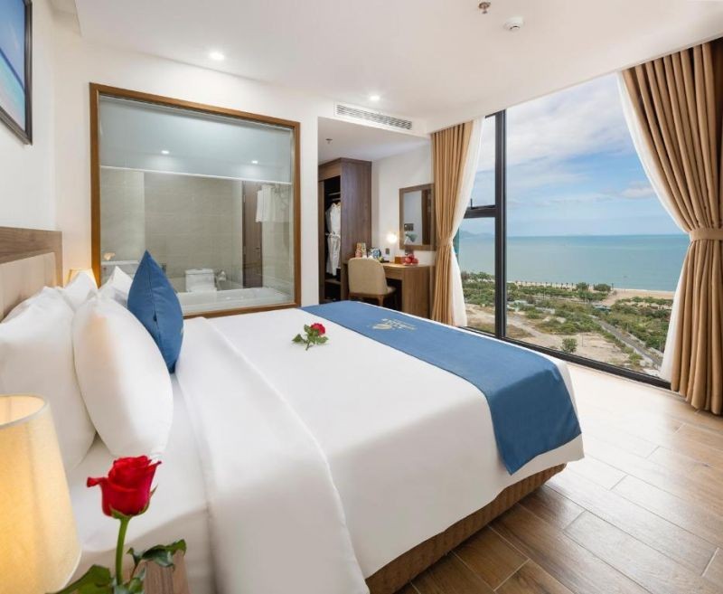 senior deluxe sea view