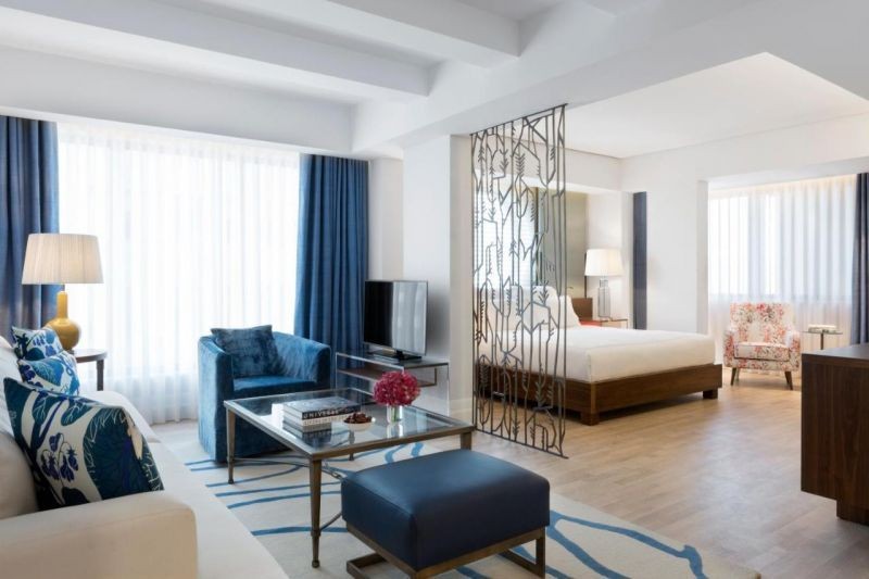 corner suite