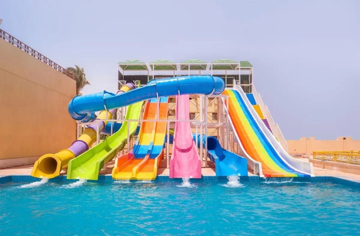 SUNNY DAYS MIRETTE FAMILY AQUAPARK