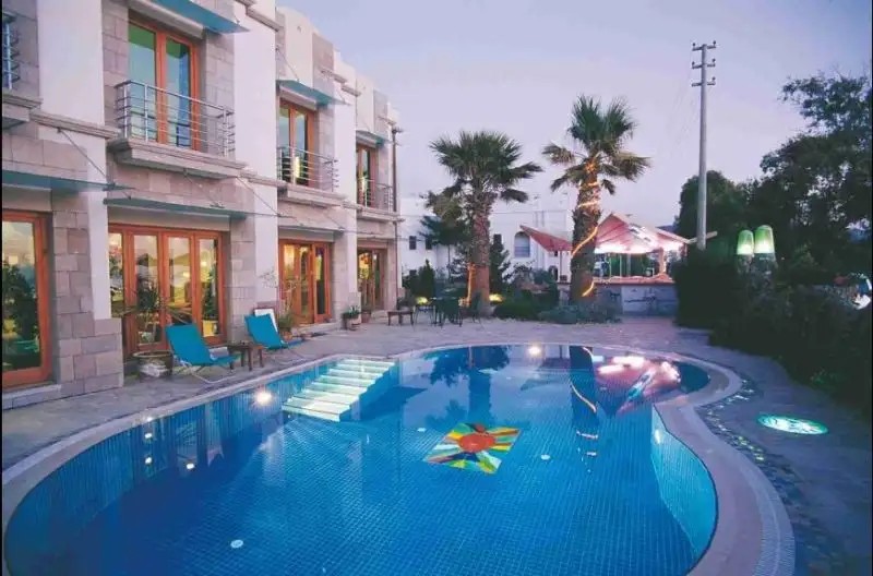 MAIRA BEACH HOTEL
