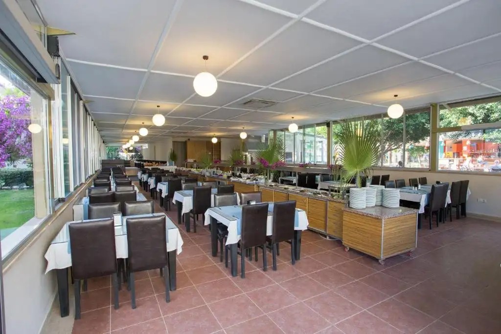 THE ONE CLUB HOTEL (EX. ALINN CLUB HOTEL)