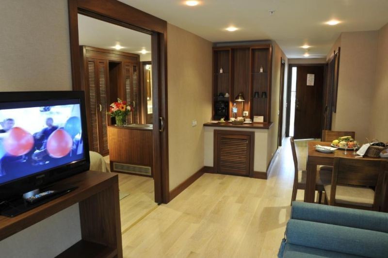 deluxe 1 bedroom suite