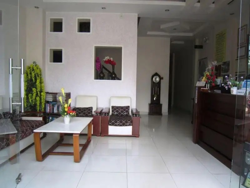 SEA BREEZE HOTEL