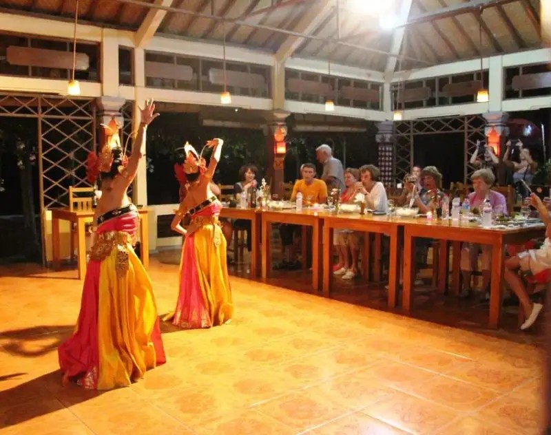 LOVINA BEACH HOTEL