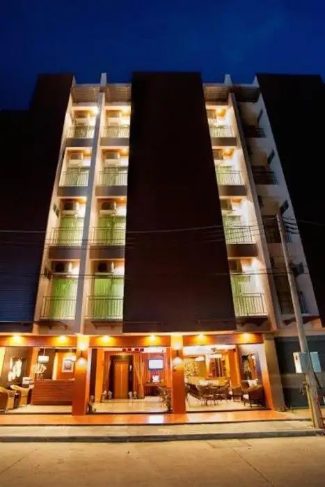 DEVA SUITE PATONG