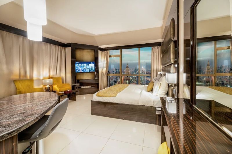 superior sheikh zayed view