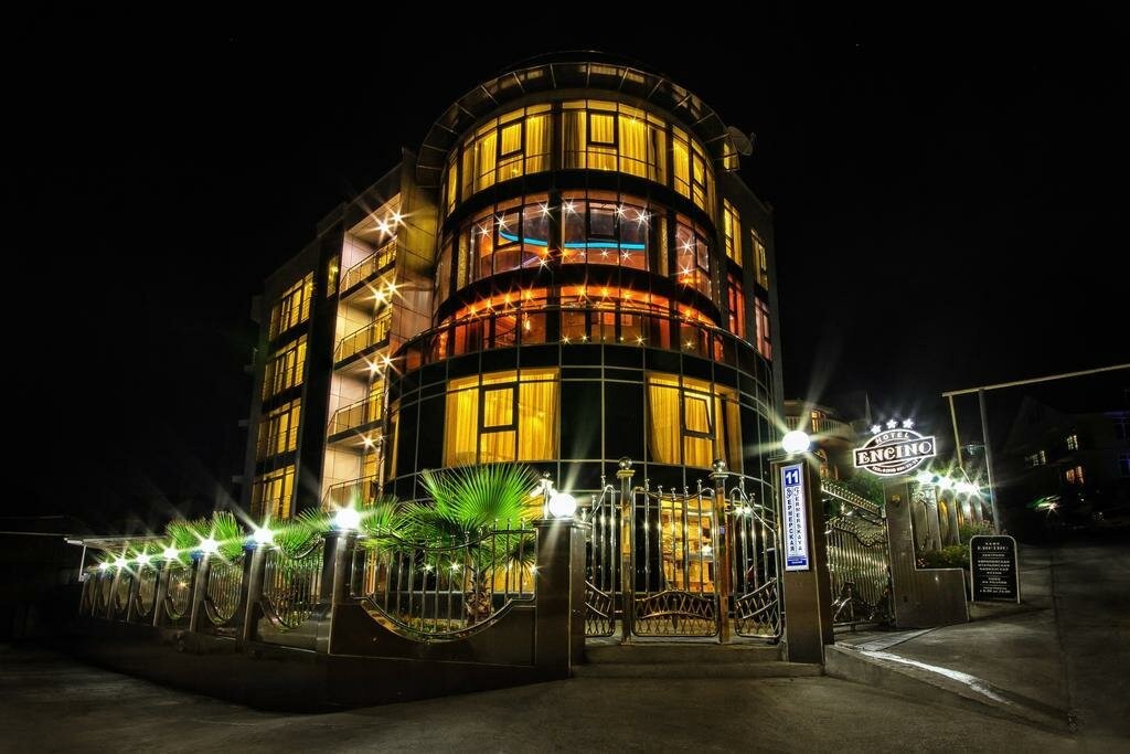 ENCINO (ЭНСИНО)