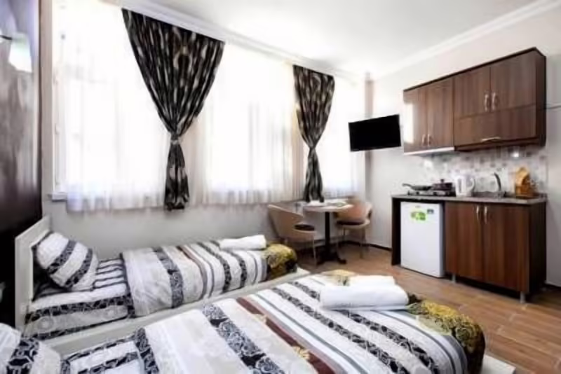 MY RED RIVER APART HOTEL