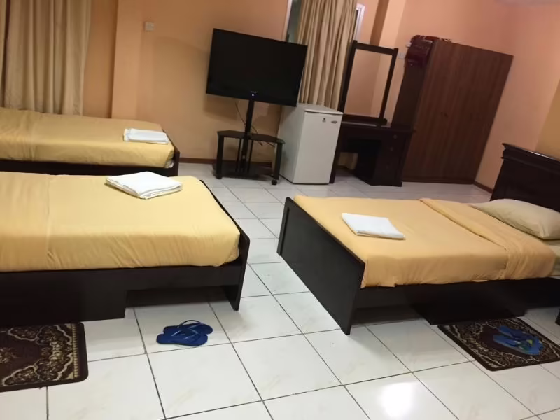 EMIRATES HOTEL