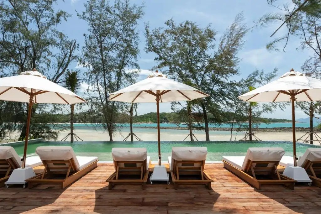 CAPE FAHN HOTEL