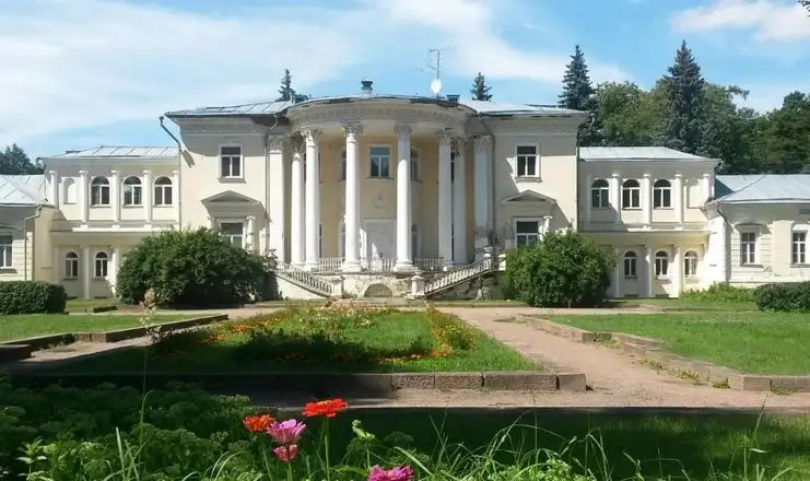 ВВЕДЕНСКОЕ (БЫВШ. ЗВЕНИГОРОД)