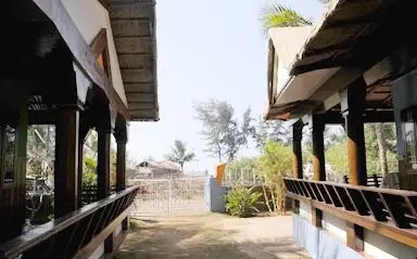 CLEOS AGONDA RESORT