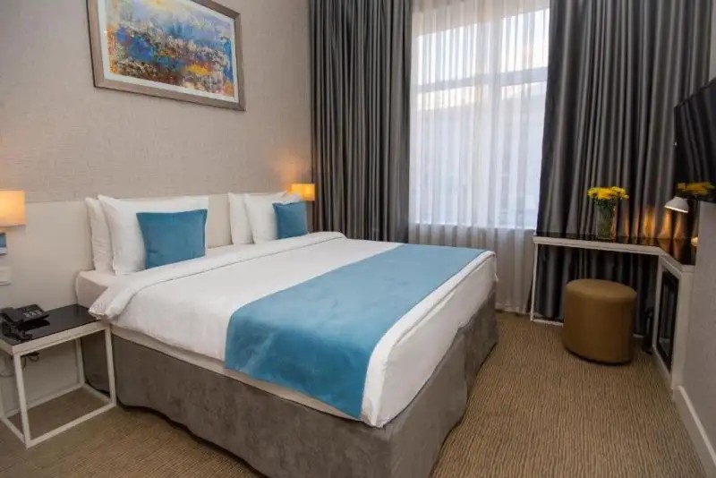 CITY CENTER HOTEL