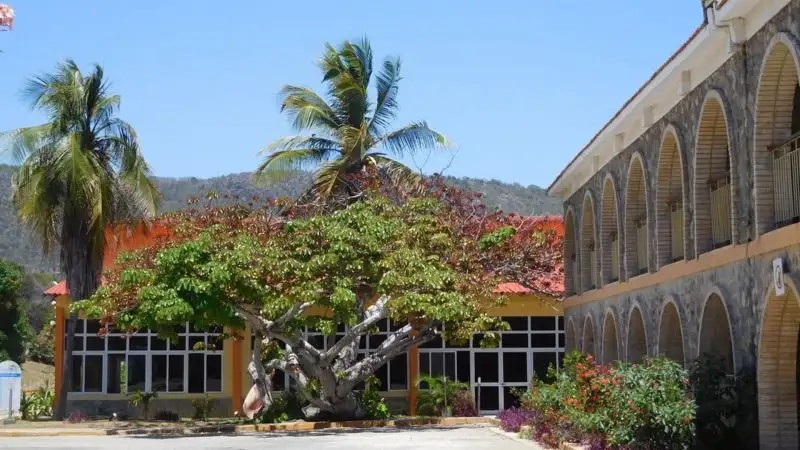 ISLAZUL COSTA MORENA