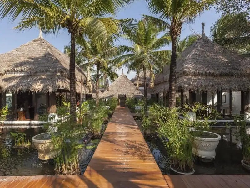 DHEVAN DARA RESORT & SPA