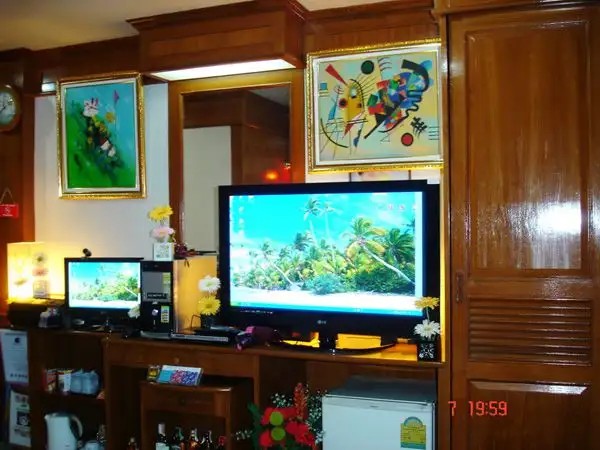 LAMAI INN